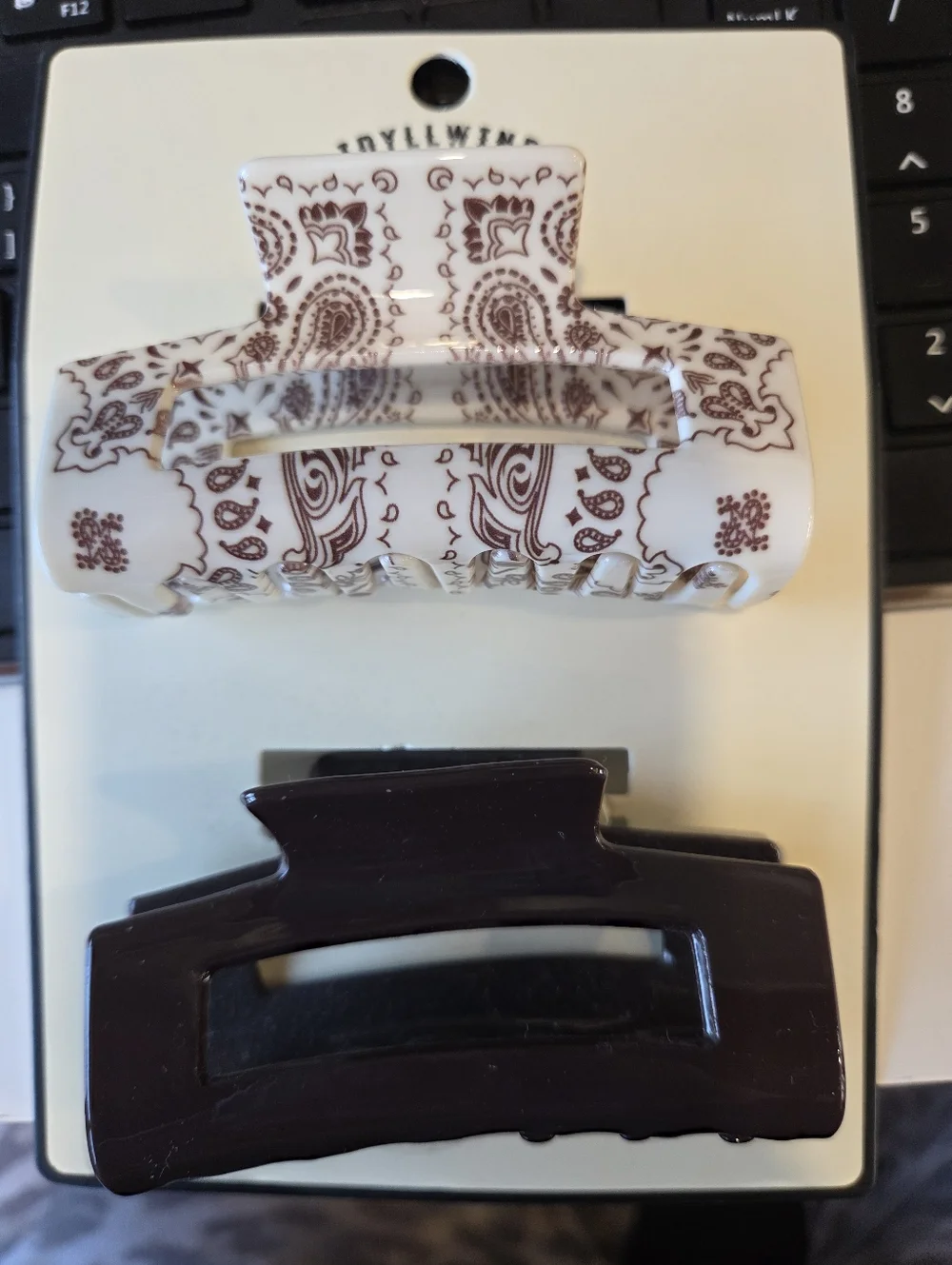Idyllwind Claw Clips - Picture 1 of 1